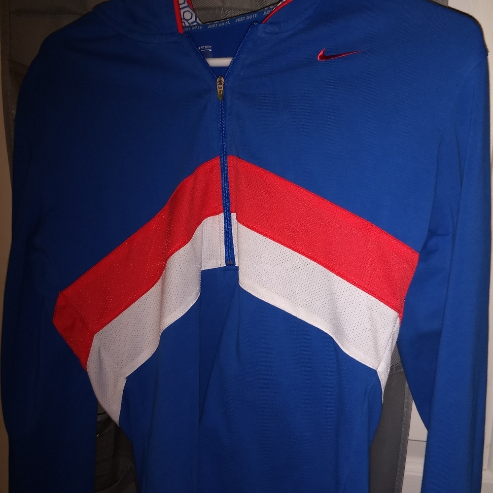 Nike sweatshirt hoodie